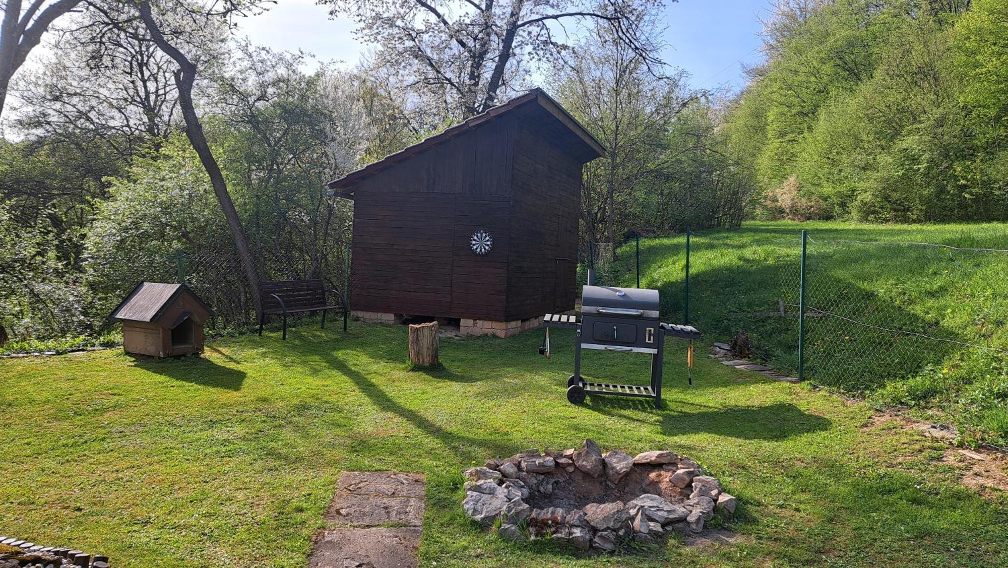 Chata v Moravském krasu Sloup  Exteriér fotografie